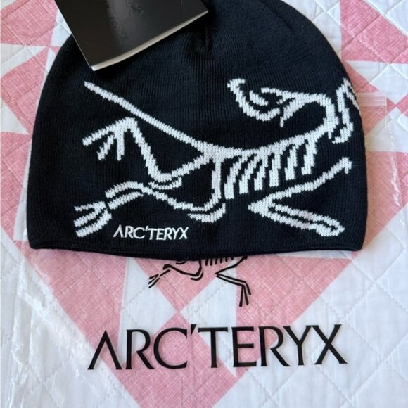 Arc'teryx Other - Arcteryx Black and White Knit beanie